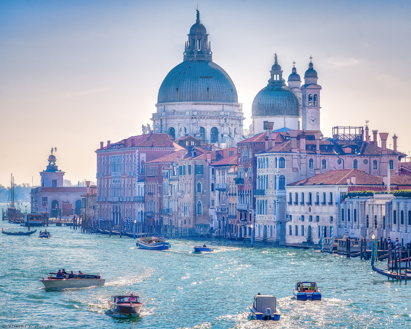 Venedig: Kirchen und Paläste als Stolz der Kanäle