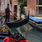 VENEDIG   - La Gondola - 