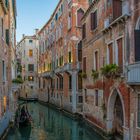 Venedig mal wieder (Carnevale 2017 in einer Gasse)