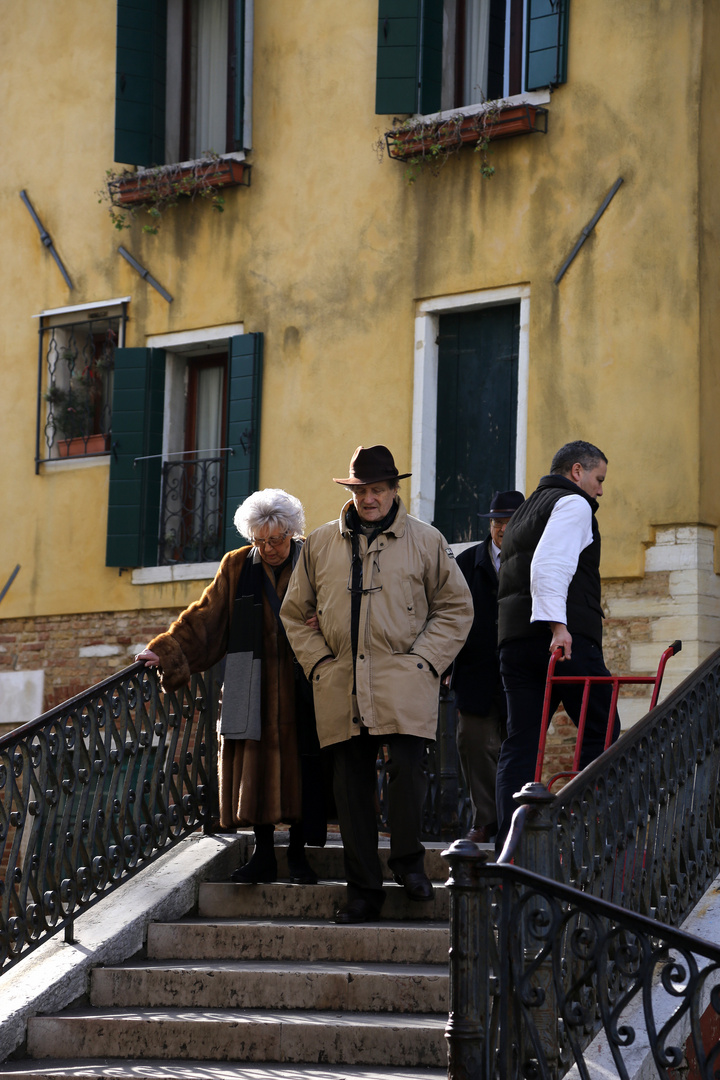 Venedig - Menschen im Alltag - der tägliche Spaziergang