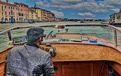 VENEDIG   - Mit dem Wassertaxi nach Murano -