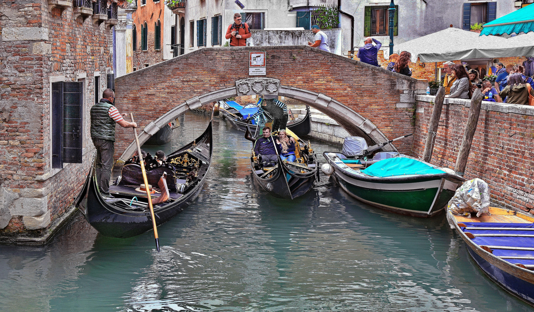 VENEDIG   - Mit der Gondel unterwegs -