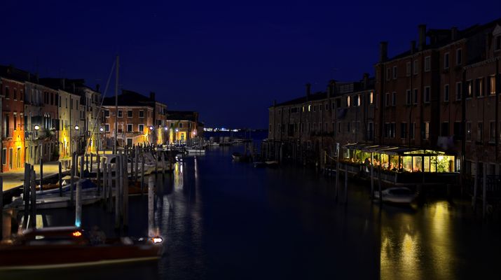 VENEDIG  - Nachts in Giudecca -