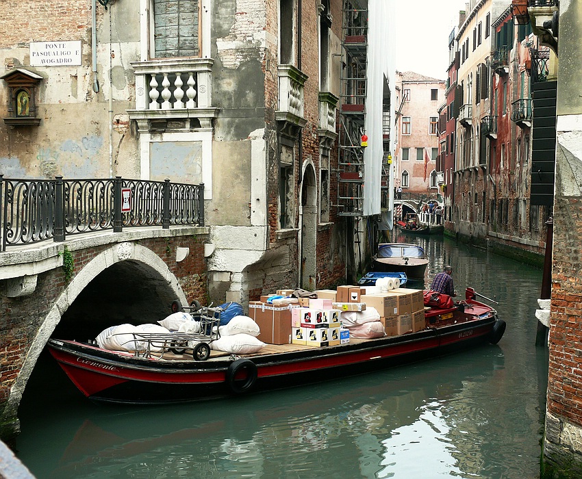Venedig - Paketdienst