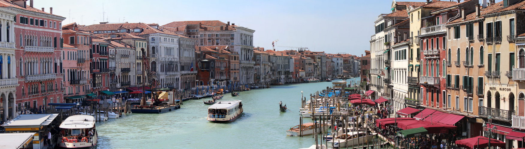 Venedig-Panorama von der Rialtobrücke aus