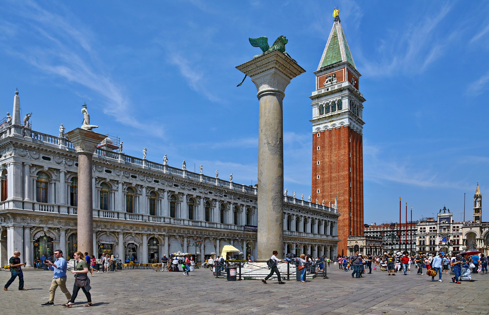 VENEDIG   -  Piazza San Marco -