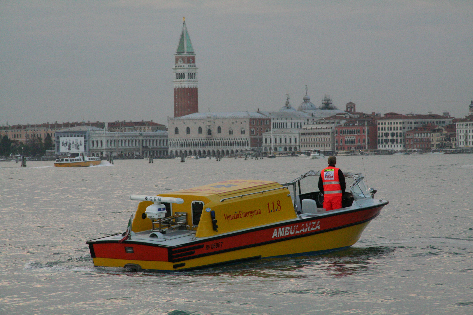 Venedig -Rettungsdienst in der Lagunenstadt-