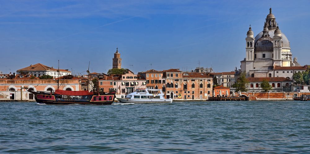 VENEDIG   - romatische Bootsfahrt -