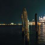 Venedig. Santa Maria della Salute bei Nacht.