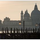 Venedig - Santa Maria della Salute im Gegenlicht