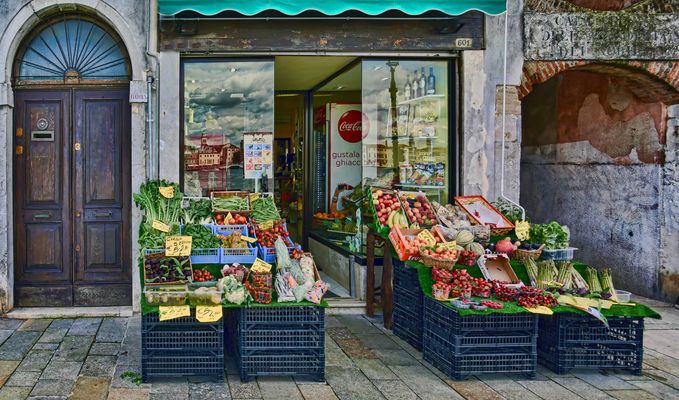VENEDIG, SOTOPORTEGO E CALLE BALASTRO