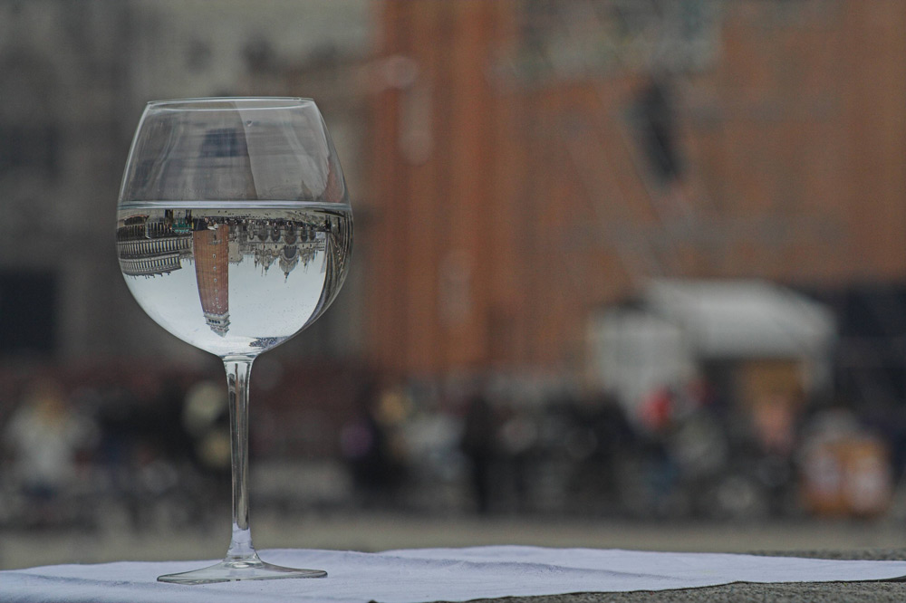 Venedig / Spiegelung / Glas (200 mm)