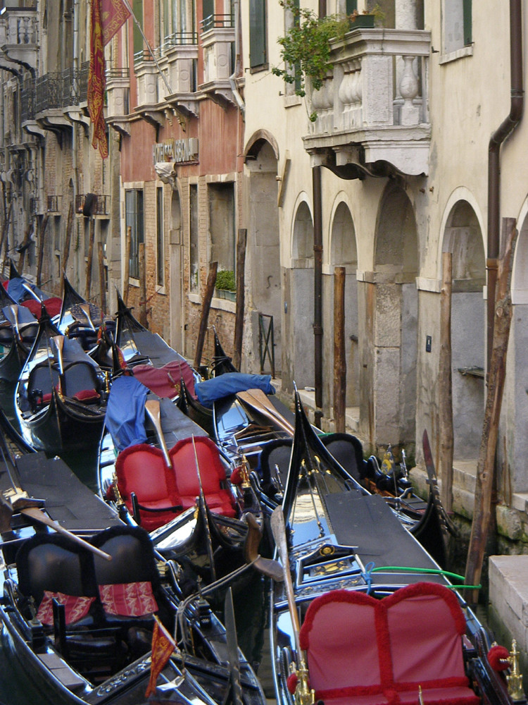 Venedig und gondela