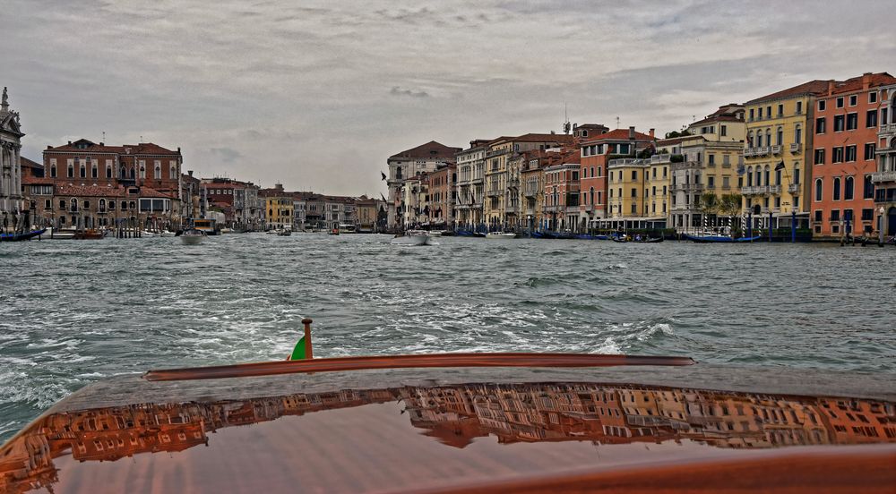 VENEDIG   - unterwegs mit dem Wassertaxi -