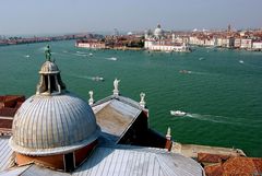 Venedig von einem der vielen Türme aus betrachtet