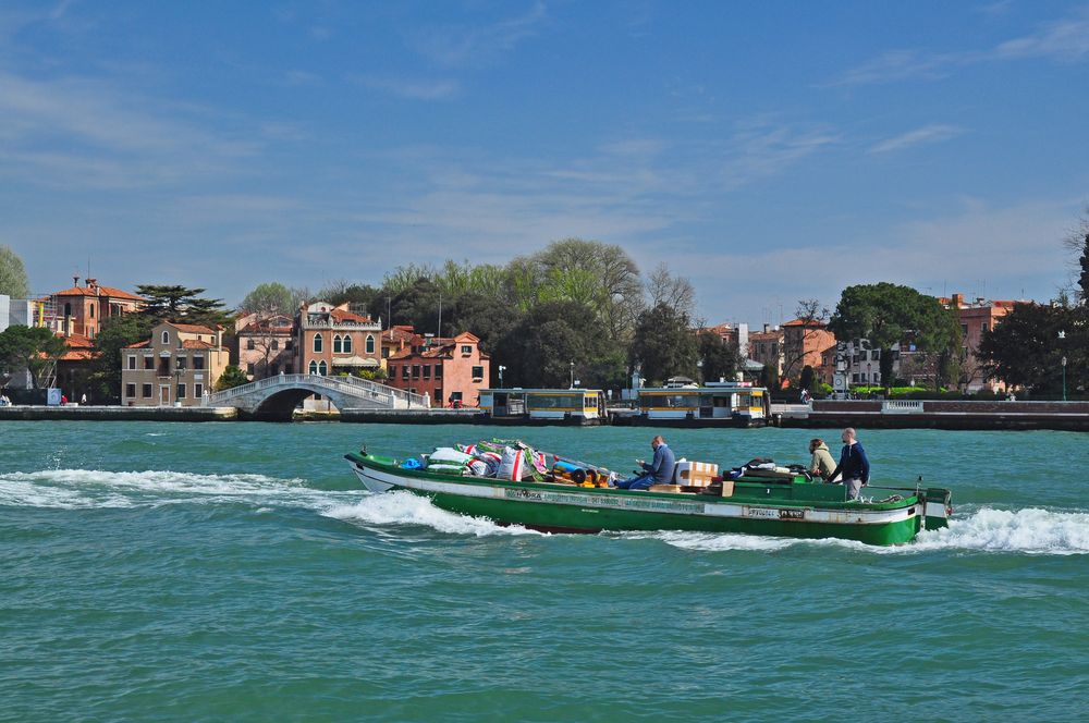 Venedig, Warentransport Anfahrt S.Marco