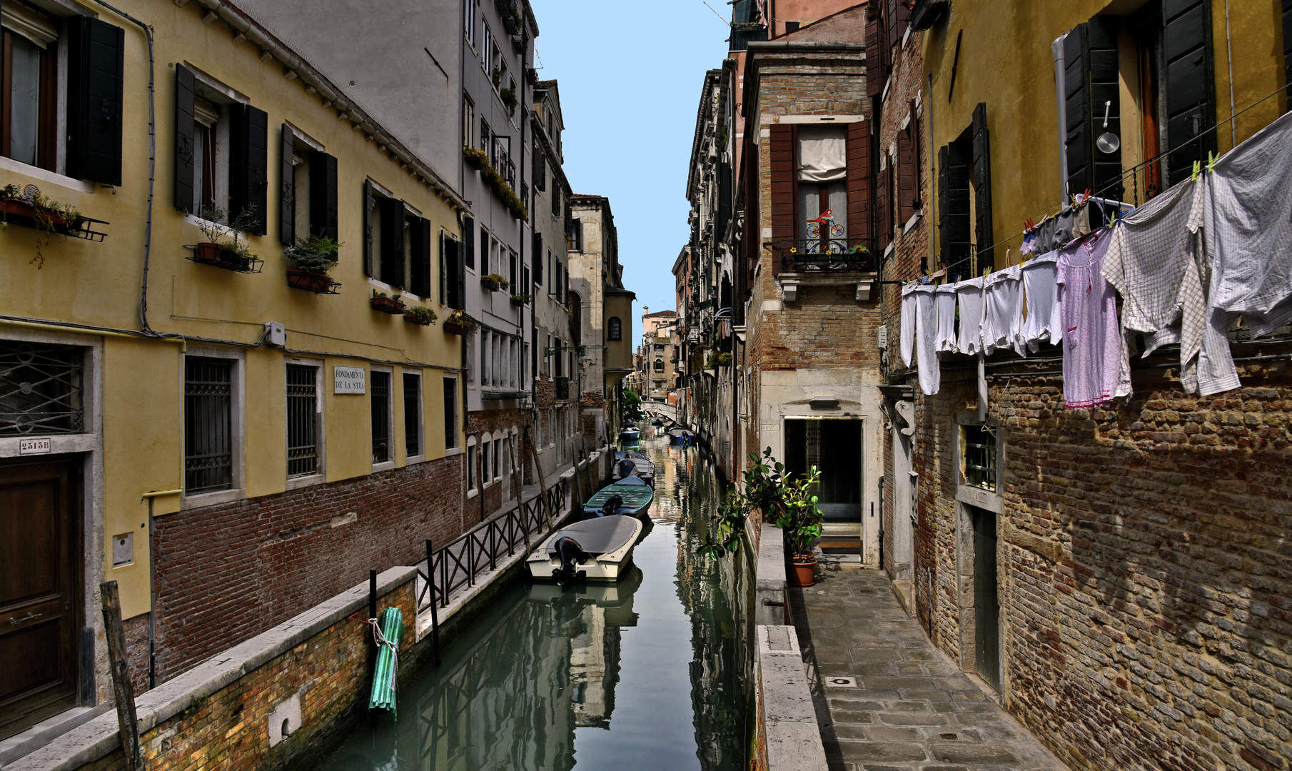  VENEDIG - wunderschöne Seitenkanäle -