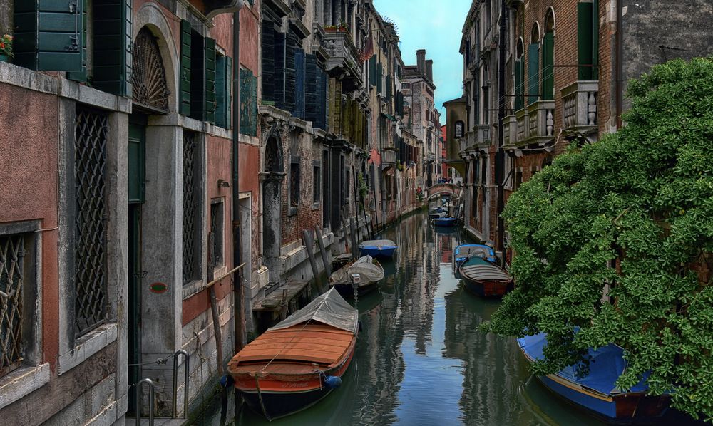 VENEDIG - wunderschöne Seitenkanäle - 