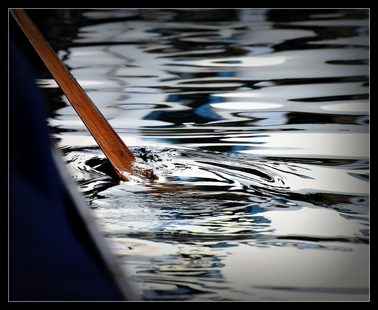  Venedig....Das Paddel des Gondoliere.... 