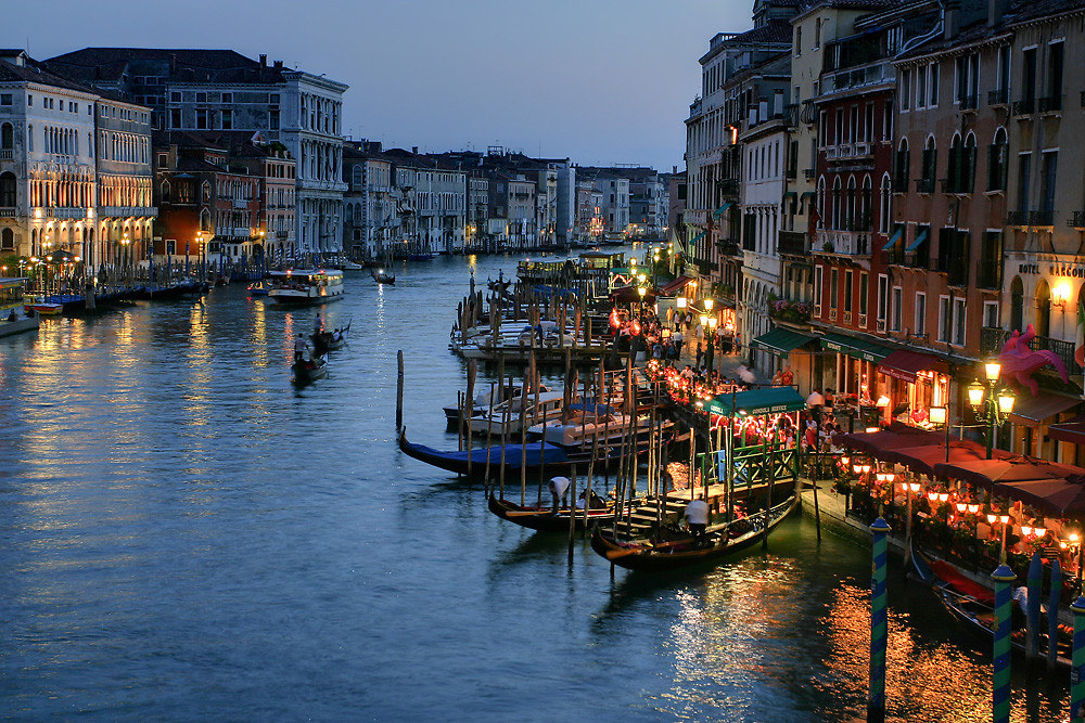 Venedig@night von Günter V.