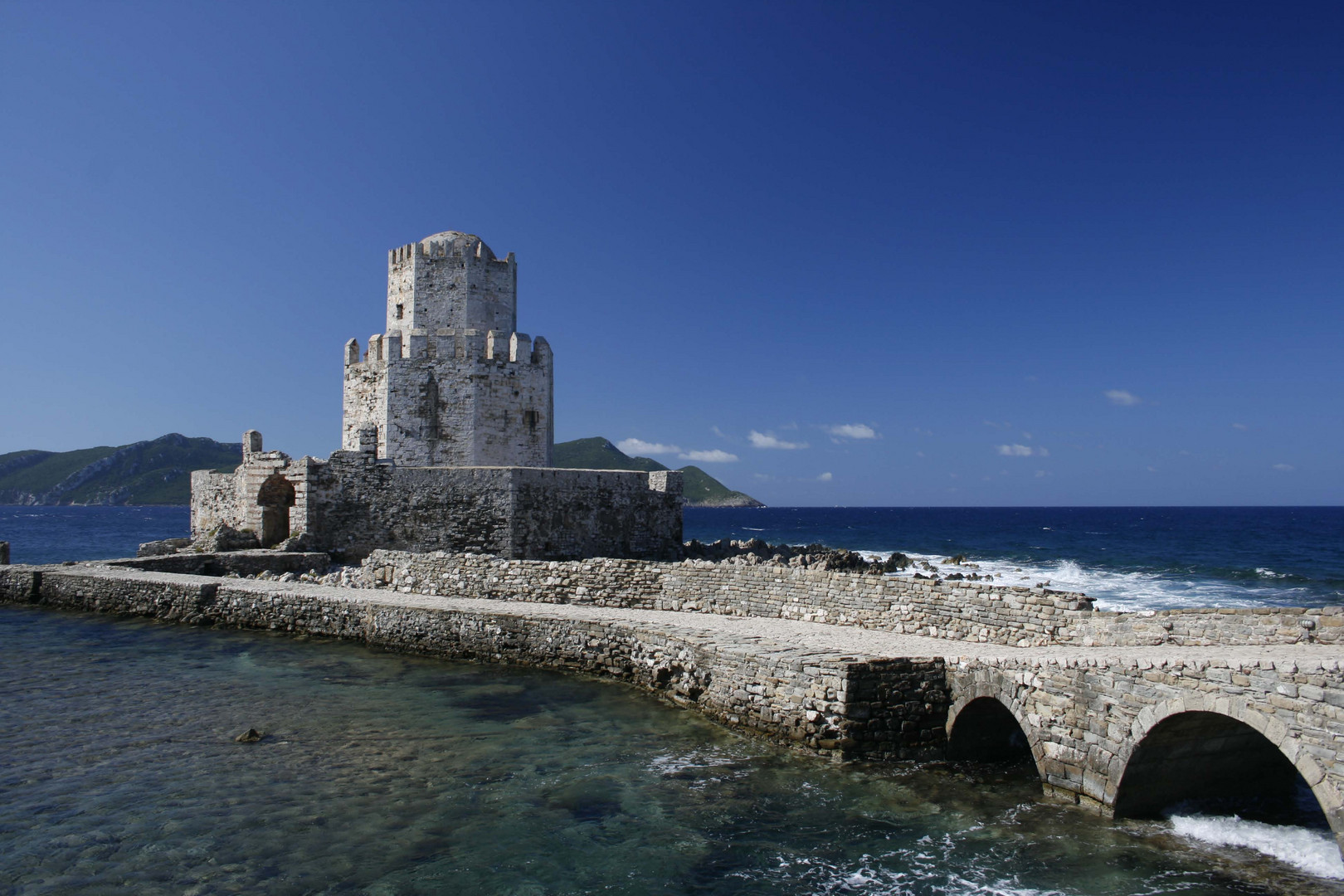 Venetian fotres at Methoni