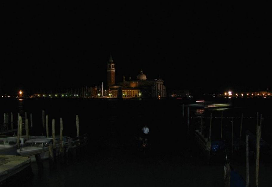 Venezia: Blick auf San Giorgio Maggiore bei Nacht