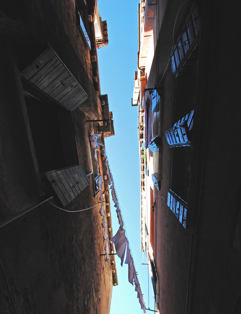 Venezia : dal basso verso l'alto....