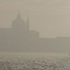 Venezia dalle zattere ...