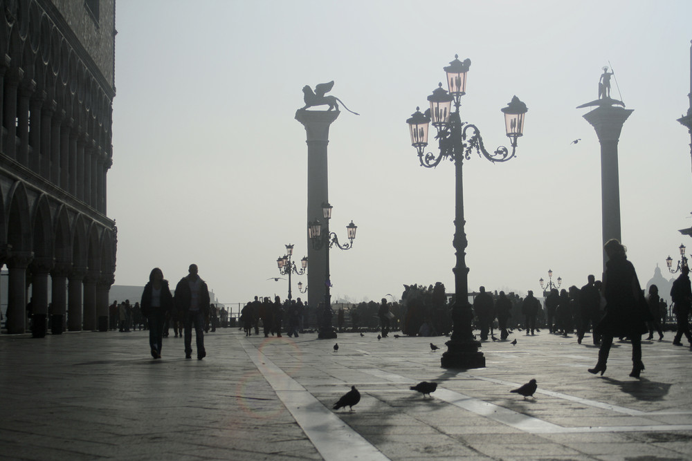 venezia... la piazza......