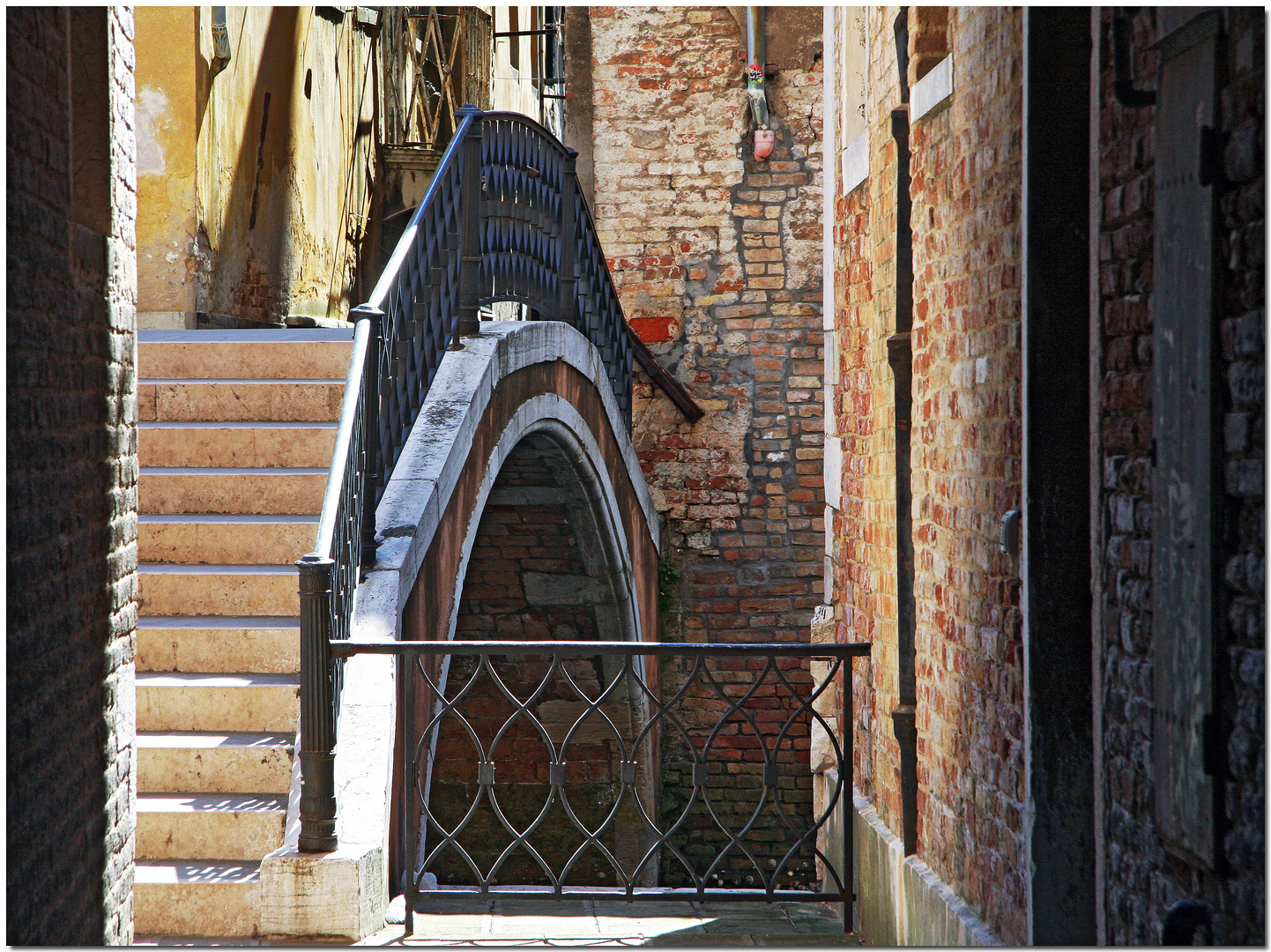 Venezia. Luce e strutture