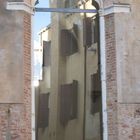 Venezianische Fensterspiegelung