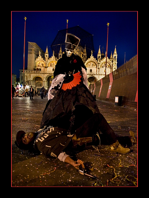 Venezianische Maske erlegt "Clint"....Venedig 2010