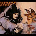 Venezianische Masken im letzten Abendlicht