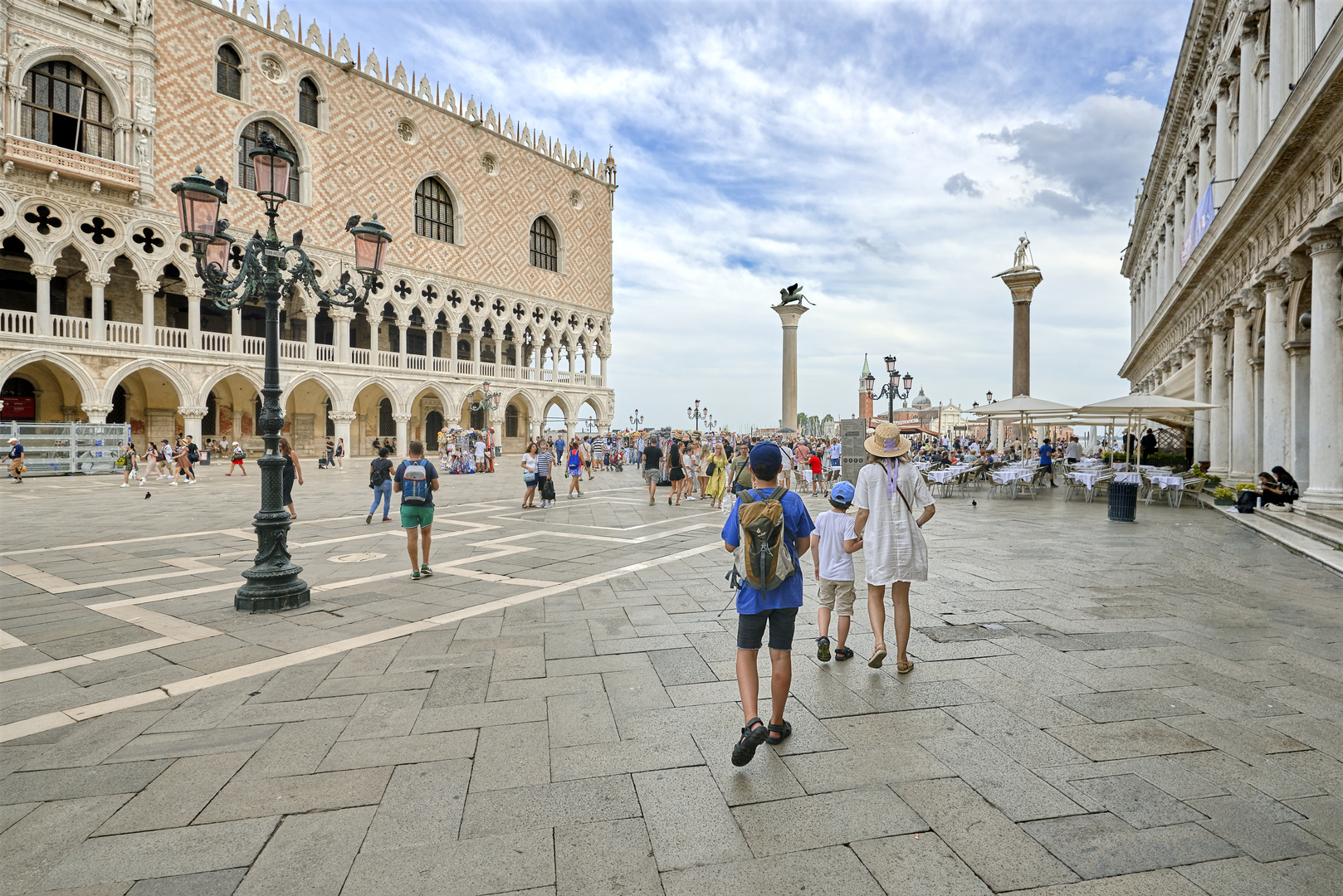 Venezianische Träume: Eine Reise durch die Kanäle und Gassen von Venedig