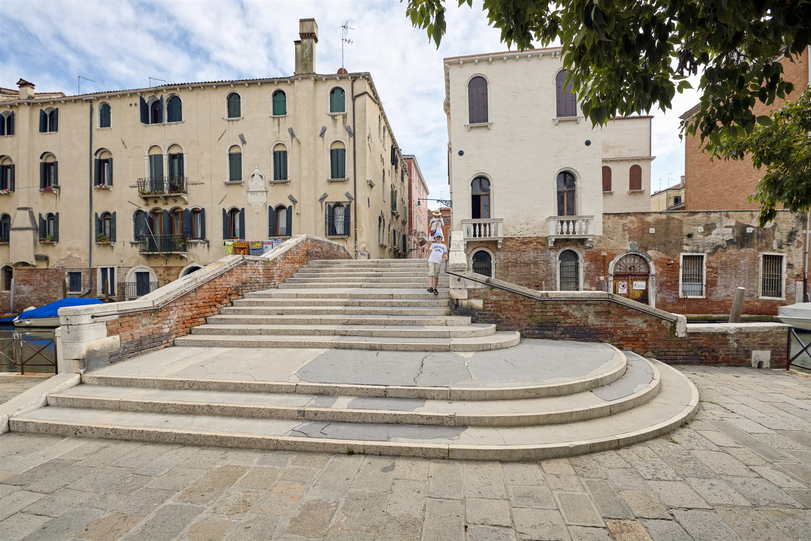 Venezianische Träume: Eine Reise durch die Kanäle und Gassen von Venedig