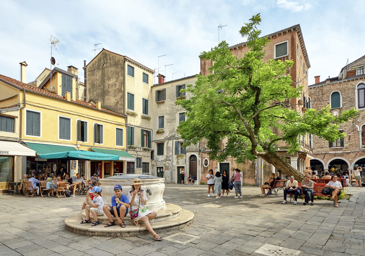 Venezianische Träume: Eine Reise durch die Kanäle und Gassen von Venedig