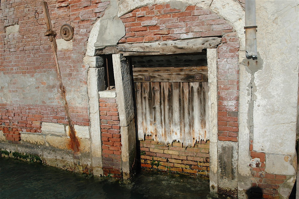 Venice door