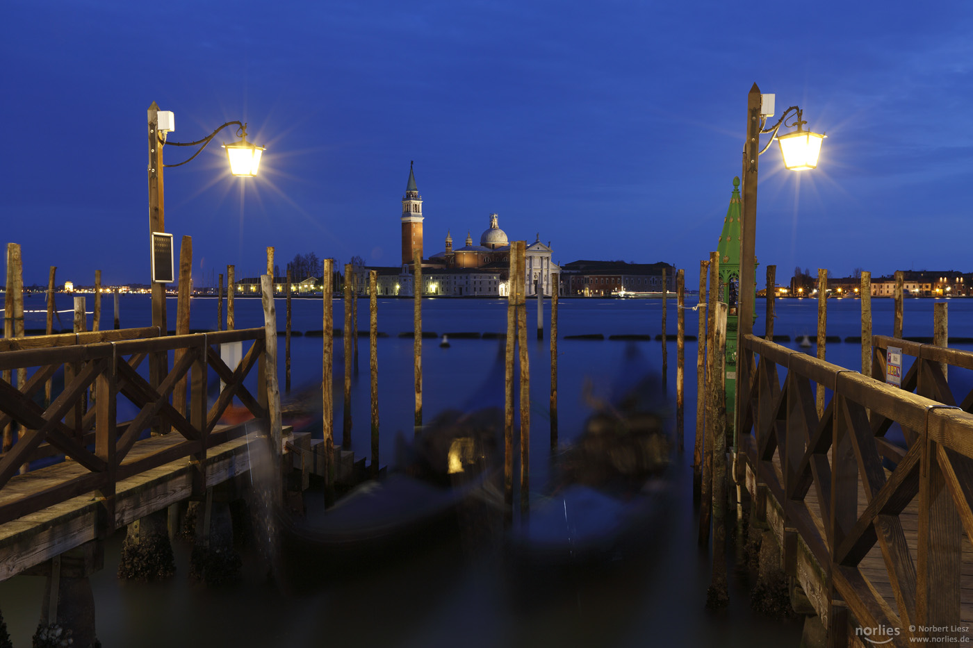 venice gondolas