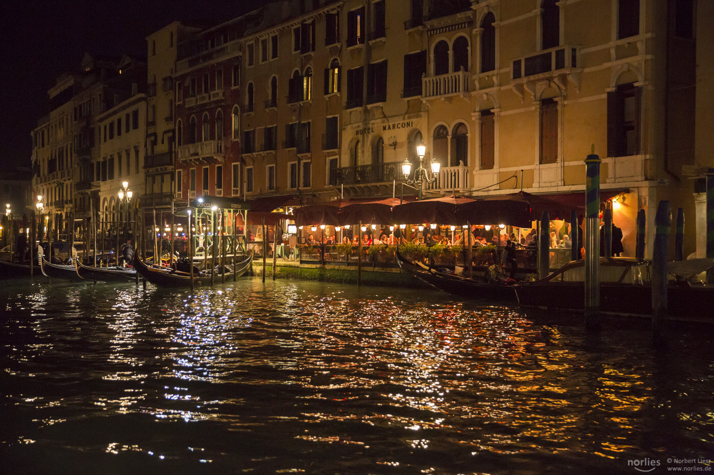 venice night lights