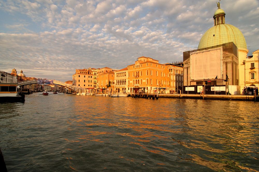 "Venice-Sky"