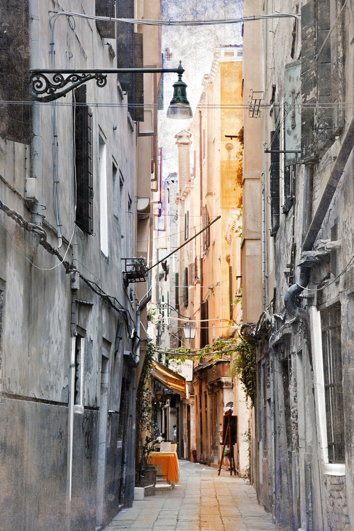 Venice' Streets