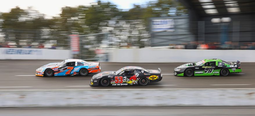 Venray - V8 Boliden im Oval