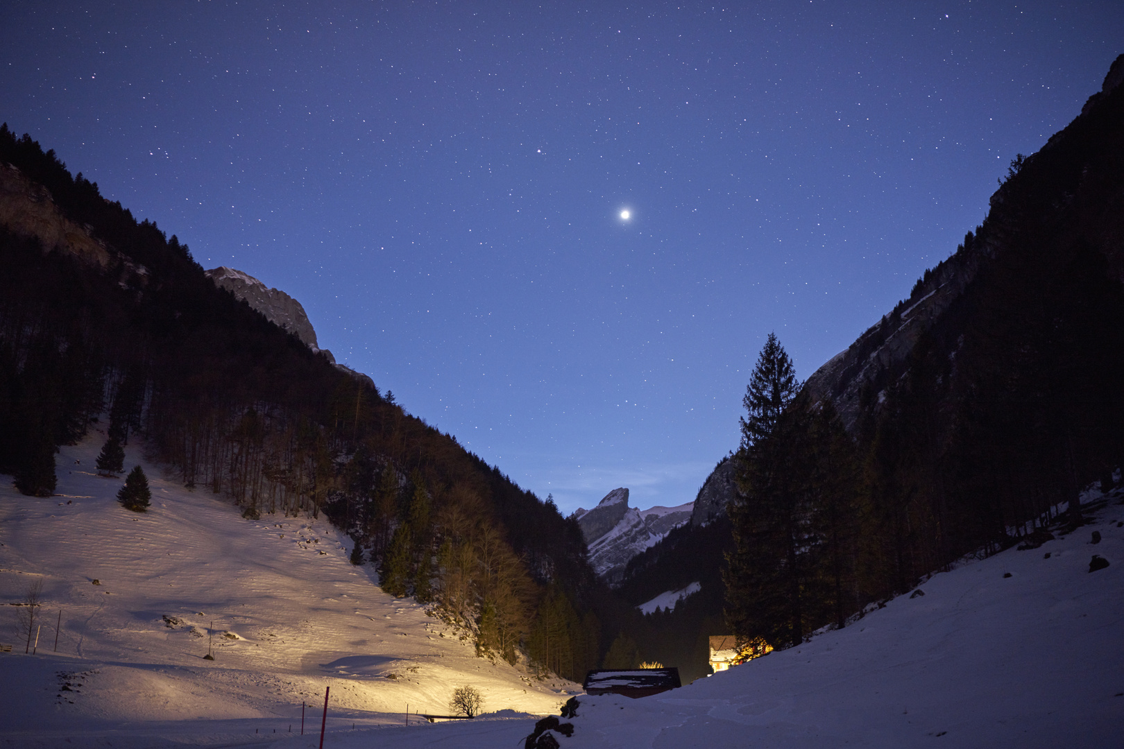 Venus am Nachthimmel im Alpstein