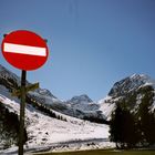 Verbotene Fahrtrichtung! Es geht dem Sommer an den Kragen...