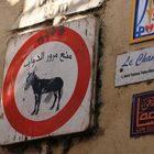 Verbotsschild Souks - Fes Marokko