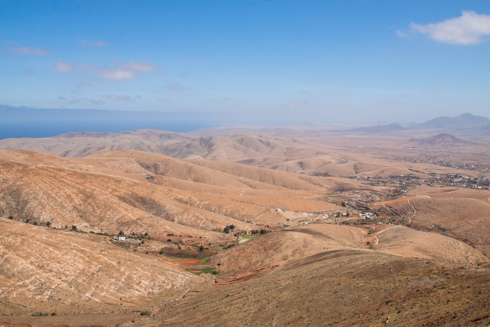 Verbrannte Erde... Blick über Fuerteventura