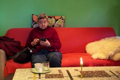 Verbunden und doch einsam in einer bunten Welt ....