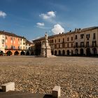 Vercelli, Piazza Cavour