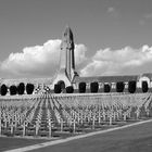 Verdun Champs de Bataille - Gebeinehaus