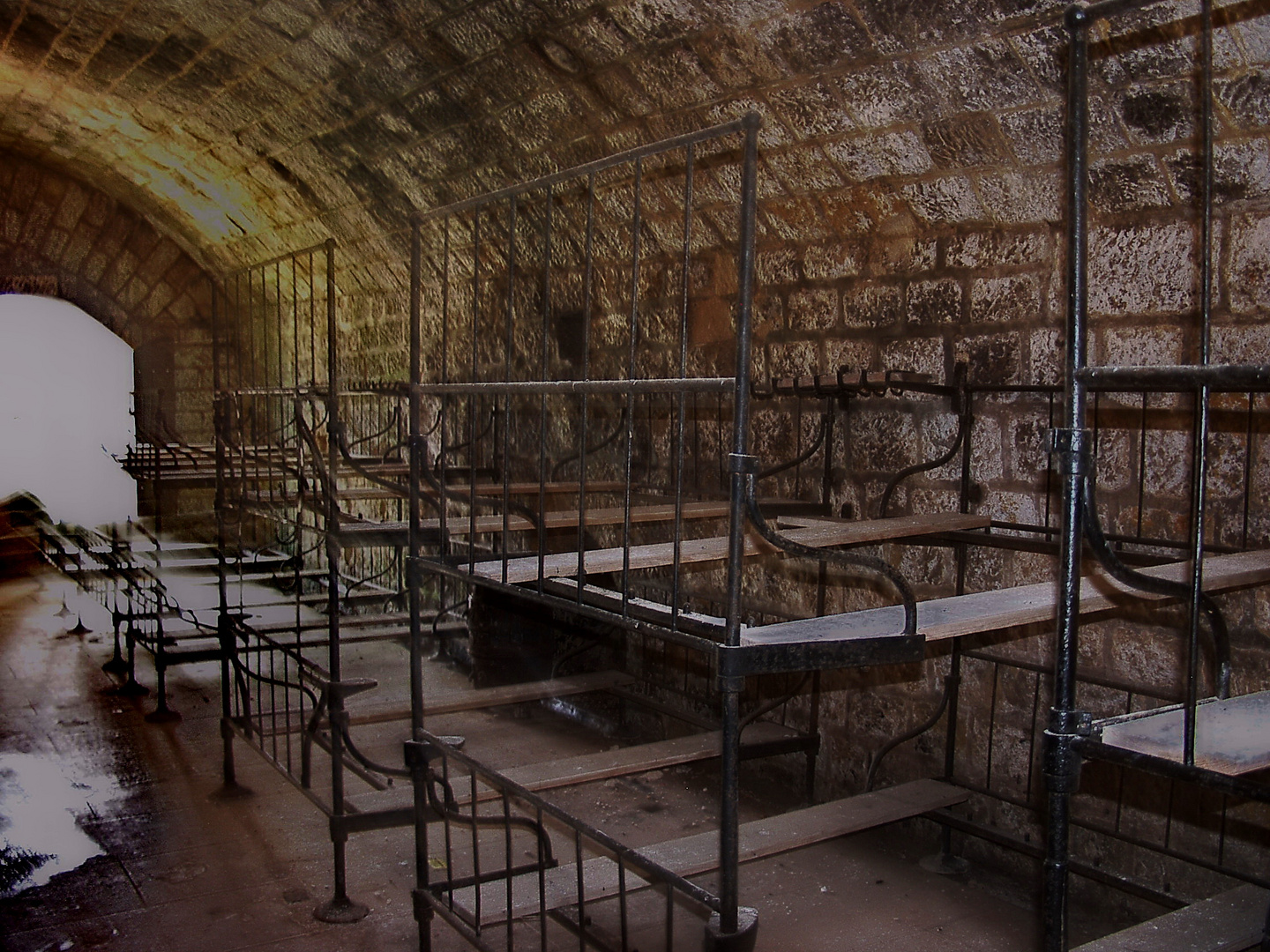 Verdun --- Fort de Duoaumont - Mannschaftskasematte ---